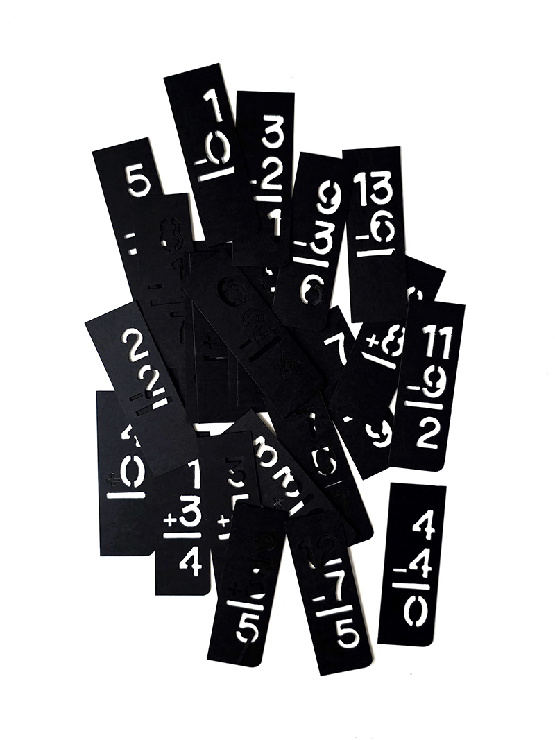 UmWOW Cuts – Mini Flashcard Stencils BLACK